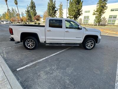 2018 GMC Sierra 1500 SLT   - Photo 6 - Hesperia, CA 92345