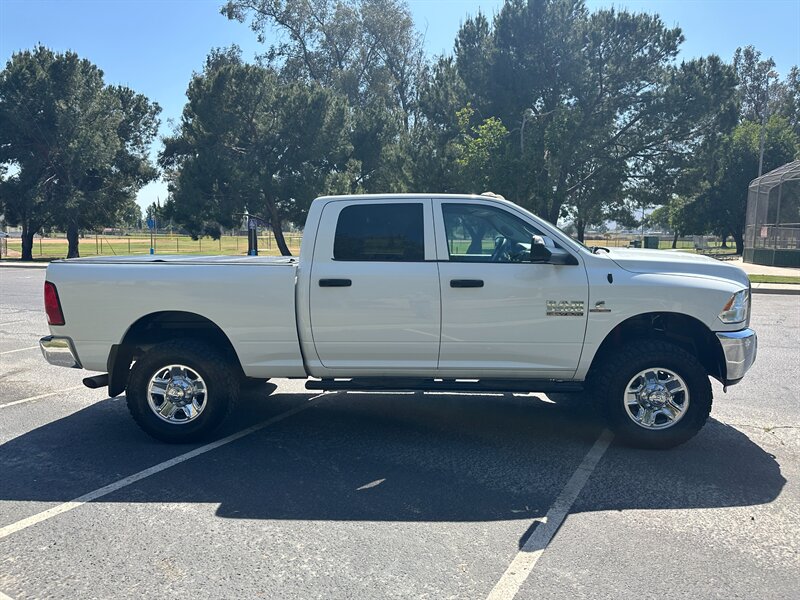 2018 RAM 3500 Tradesman - Photo 4 - Hesperia, CA 92345