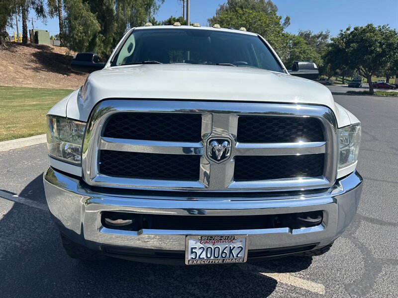 2018 RAM 3500 Tradesman - Photo 2 - Hesperia, CA 92345
