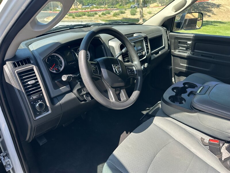 2018 RAM 3500 Tradesman - Photo 9 - Hesperia, CA 92345