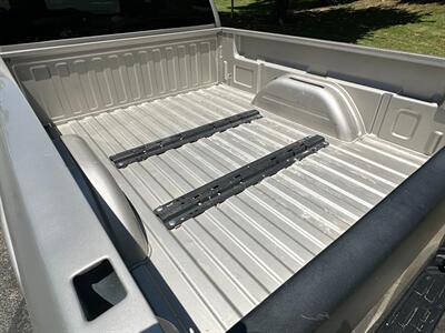 2004 GMC Sierra 2500HD SLT   - Photo 8 - Hesperia, CA 92345