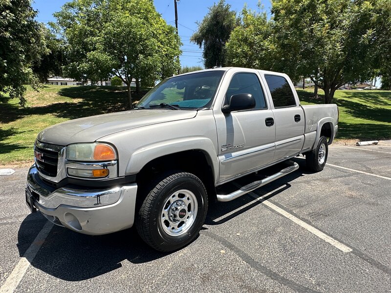 2004 GMC Sierra 2500HD SLT - Photo 1 - Hesperia, CA 92345