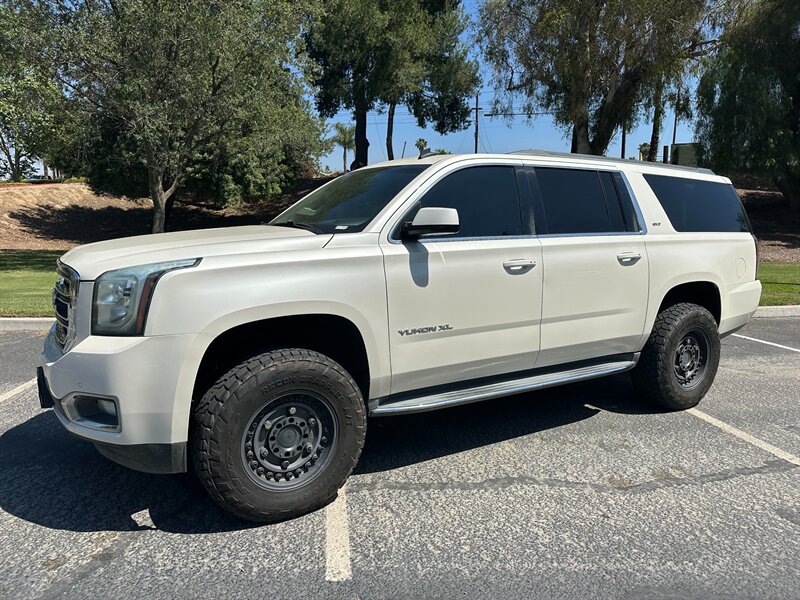 2015 GMC Yukon XL SLT   - Photo 1 - Hesperia, CA 92345