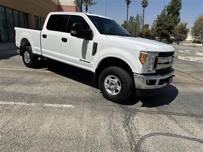 2017 Ford F-350 XLT   - Photo 4 - Hesperia, CA 92345