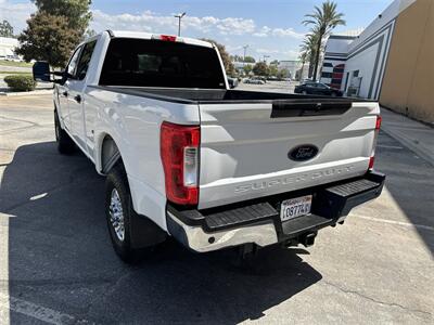 2017 Ford F-350 XLT   - Photo 9 - Hesperia, CA 92345