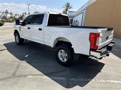 2017 Ford F-350 XLT   - Photo 10 - Hesperia, CA 92345