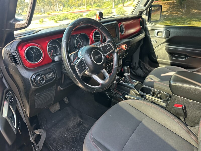 2021 Jeep Gladiator Rubicon - Photo 8 - Hesperia, CA 92345