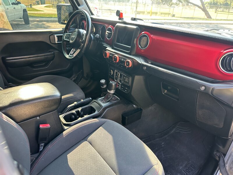 2021 Jeep Gladiator Rubicon - Photo 15 - Hesperia, CA 92345