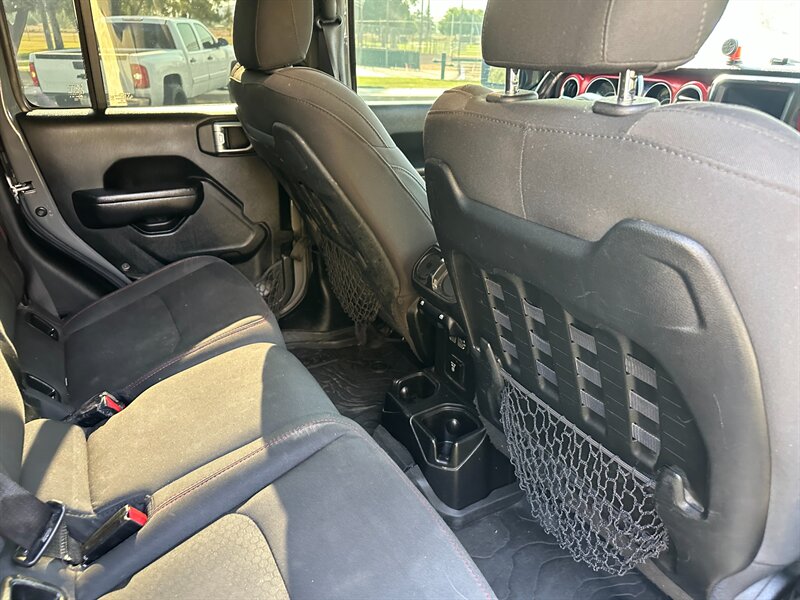 2021 Jeep Gladiator Rubicon - Photo 18 - Hesperia, CA 92345