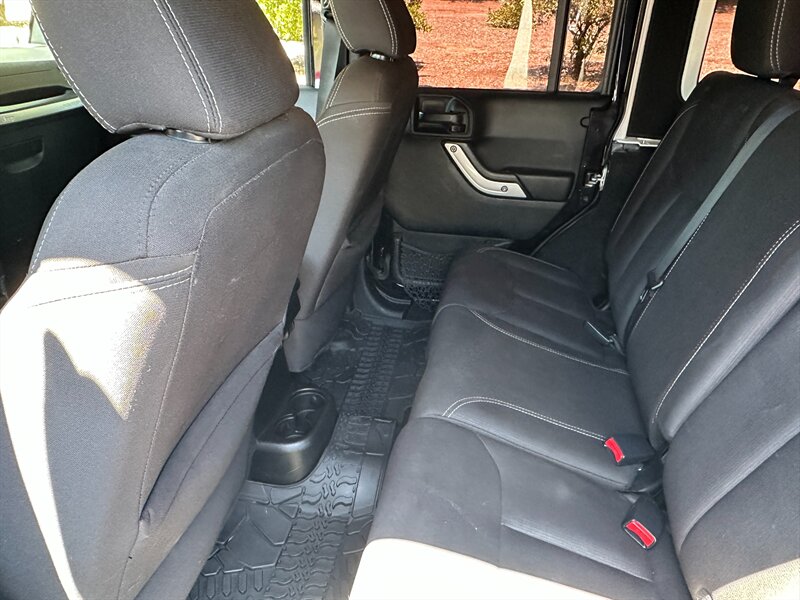 2017 Jeep Wrangler Unlimited Rubicon - Photo 11 - Hesperia, CA 92345