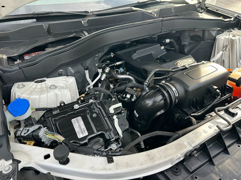 2020 Ford Explorer - Photo 15 - Hesperia, CA 92345