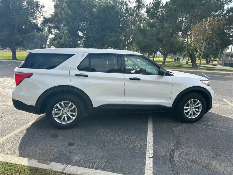 2020 Ford Explorer - Photo 4 - Hesperia, CA 92345