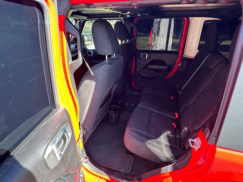 2019 Jeep Wrangler Unlimited Sahara - Photo 13 - Hesperia, CA 92345