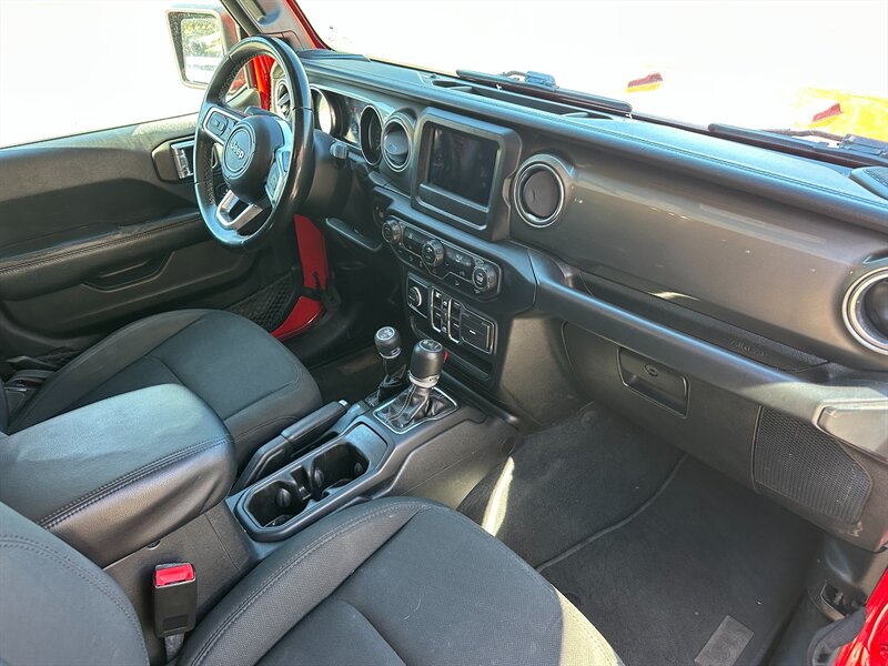 2019 Jeep Wrangler Unlimited Sahara - Photo 15 - Hesperia, CA 92345