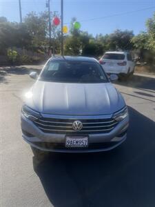 2021 Volkswagen Jetta SE - Photo 2 - Fallbrook, CA 92028