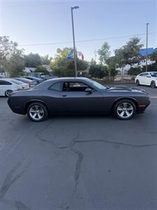 2016 Dodge Challenger SXT - Photo 4 - Fallbrook, CA 92028
