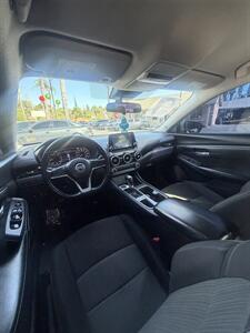 2022 Nissan Sentra SV - Photo 8 - Fallbrook, CA 92028