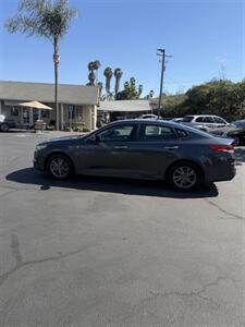 2020 Kia Optima LX - Photo 8 - Fallbrook, CA 92028