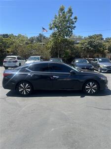 2019 Nissan Altima 2.5 SL - Photo 4 - Fallbrook, CA 92028