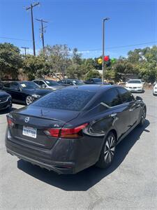 2019 Nissan Altima 2.5 SL - Photo 5 - Fallbrook, CA 92028