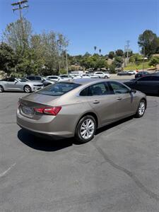 2022 Chevrolet Malibu LT - Photo 5 - Fallbrook, CA 92028