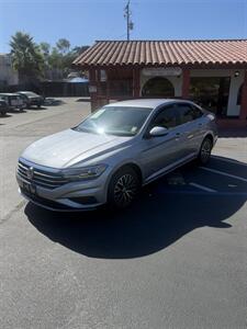 2021 Volkswagen Jetta SE - Photo 1 - Fallbrook, CA 92028