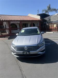 2021 Volkswagen Jetta SE - Photo 2 - Fallbrook, CA 92028