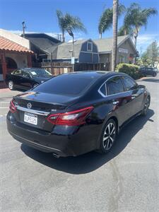 2018 Nissan Altima 2.5 SR - Photo 5 - Fallbrook, CA 92028