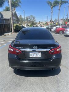 2018 Nissan Altima 2.5 SR - Photo 6 - Fallbrook, CA 92028
