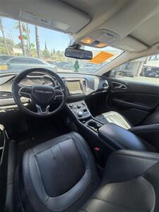 2016 Chrysler 200 Limited Platinum - Photo 9 - Fallbrook, CA 92028