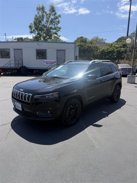 2020 Jeep Cherokee LUX 4WD photo