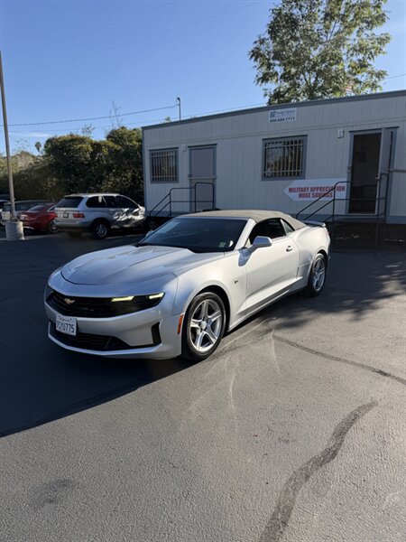 2019 Chevrolet Camaro 1LT RWD photo