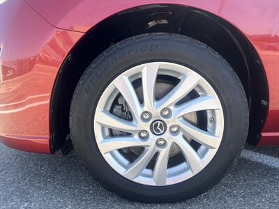 2015 Mazda MAZDA5 Sport   - Photo 8 - Escondido, CA 92025
