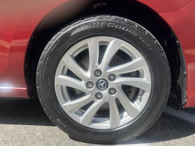 2015 Mazda MAZDA5 Sport   - Photo 11 - Escondido, CA 92025