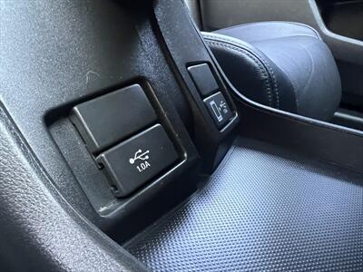 2018 Honda Clarity Plug-In Hybrid Touring   - Photo 8 - Escondido, CA 92025