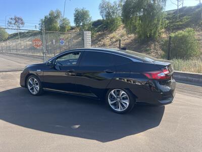 2018 Honda Clarity Plug-In Hybrid Touring   - Photo 11 - Escondido, CA 92025