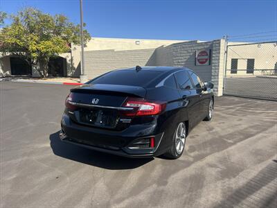 2018 Honda Clarity Plug-In Hybrid Touring   - Photo 14 - Escondido, CA 92025