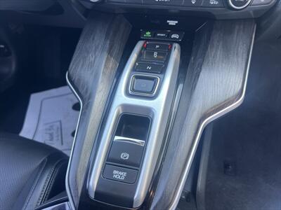 2018 Honda Clarity Plug-In Hybrid Touring   - Photo 19 - Escondido, CA 92025