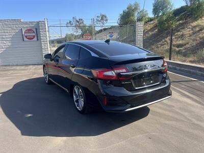 2018 Honda Clarity Plug-In Hybrid Touring   - Photo 12 - Escondido, CA 92025