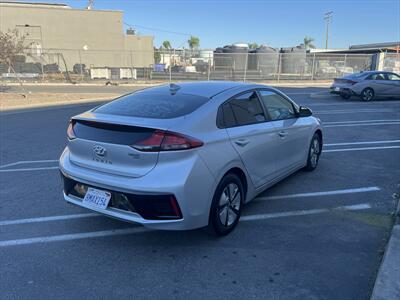 2019 Hyundai IONIQ Hybrid Blue   - Photo 12 - Escondido, CA 92025