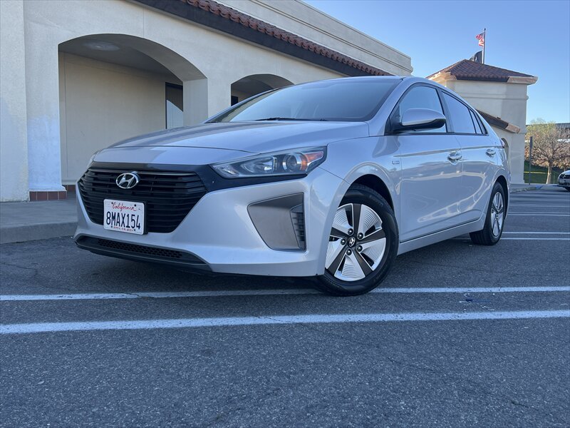 2019 Hyundai IONIQ Hybrid Blue  