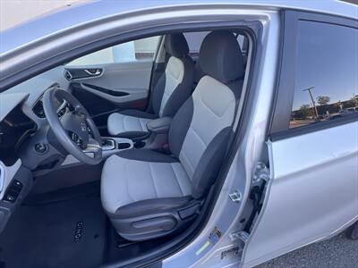 2019 Hyundai IONIQ Hybrid Blue   - Photo 15 - Escondido, CA 92025