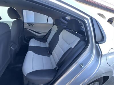 2019 Hyundai IONIQ Hybrid Blue   - Photo 16 - Escondido, CA 92025