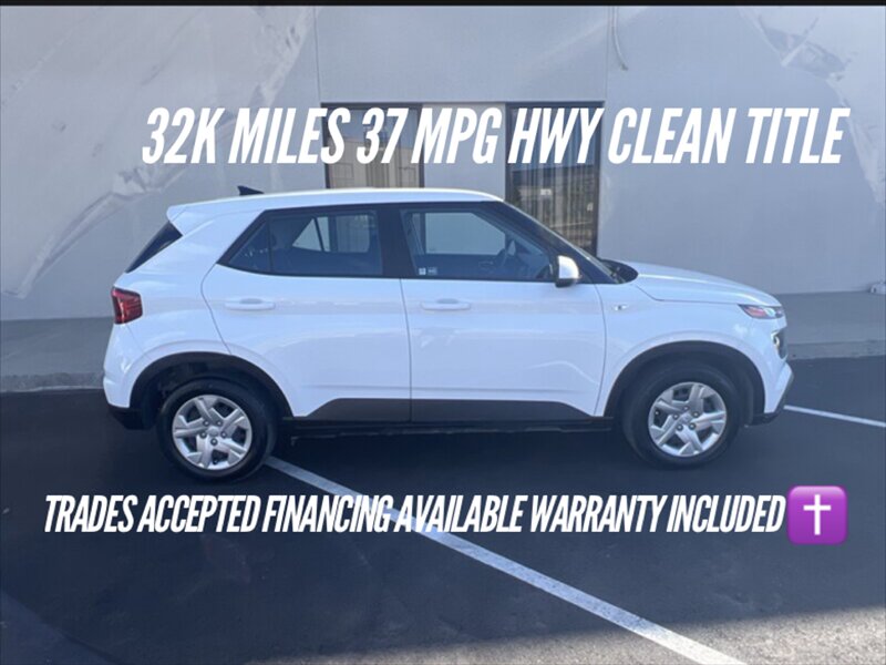 2020 Hyundai VENUE SE  