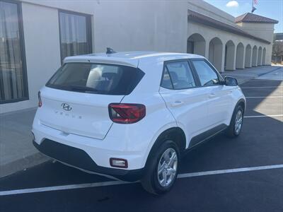 2020 Hyundai VENUE SE - Photo 12 - Escondido, CA 92025