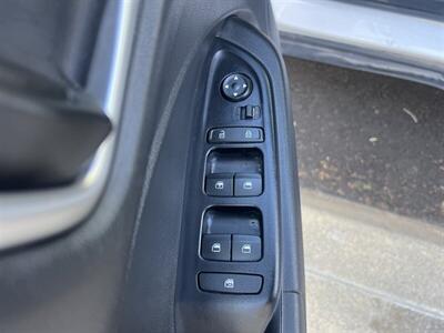 2020 Hyundai VENUE SE - Photo 17 - Escondido, CA 92025