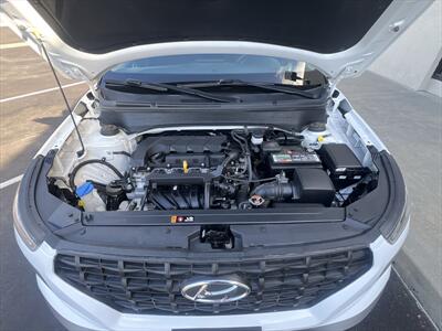 2020 Hyundai VENUE SE - Photo 5 - Escondido, CA 92025