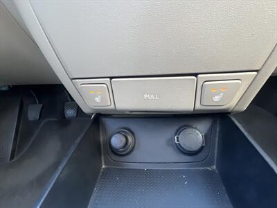 2012 Hyundai ELANTRA Touring SE   - Photo 11 - Escondido, CA 92025