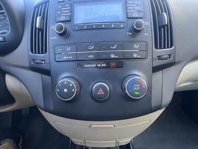 2012 Hyundai ELANTRA Touring SE   - Photo 25 - Escondido, CA 92025