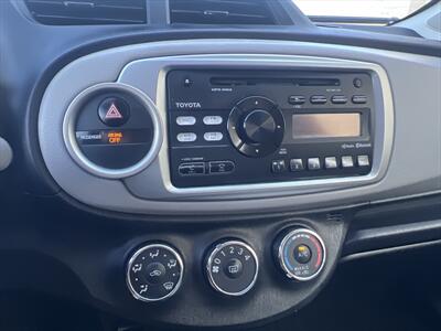 2014 Toyota Yaris 3-Door L   - Photo 15 - Escondido, CA 92025